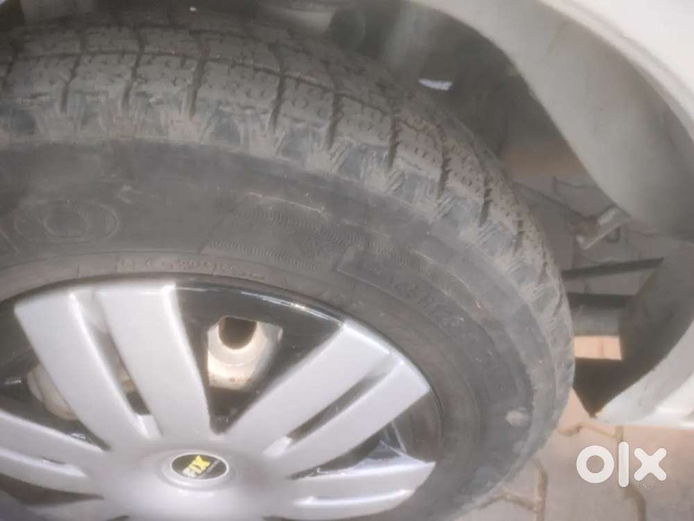 ऑल्टो Lxi फ्रेश कंडीशन Cng कार्ड पर भी चढ़ा है