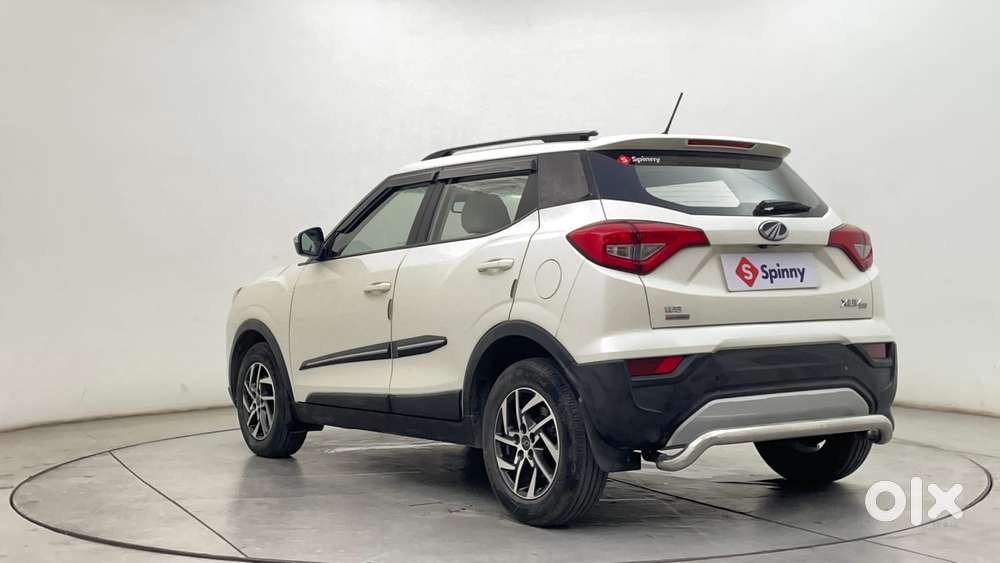 Mahindra Xuv300 W8 (o) 1.5 Diesel Amt, 2022, Diesel