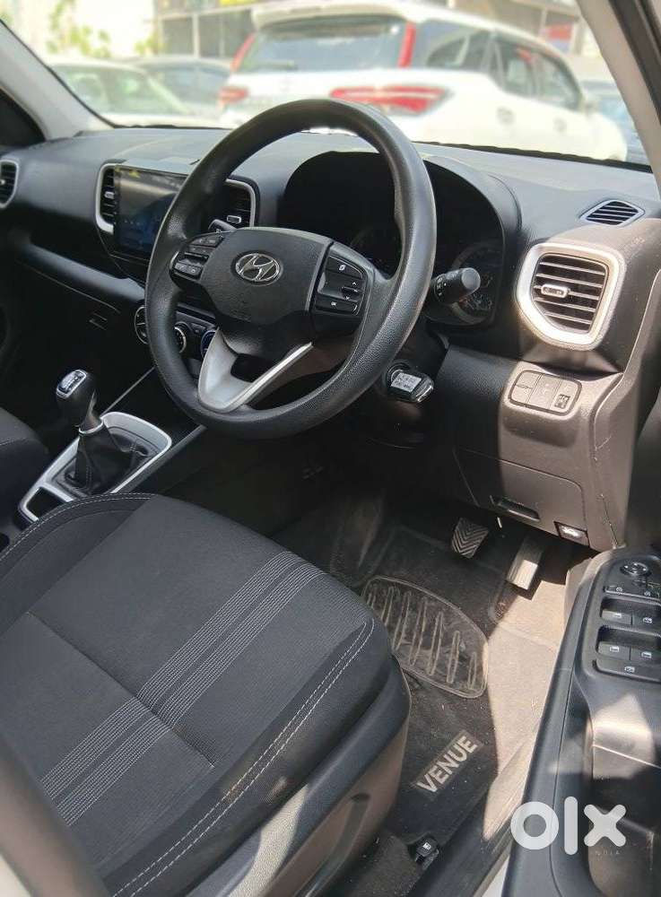 Hyundai Venue 1.0 S Turbo Imt, 2021, Petrol