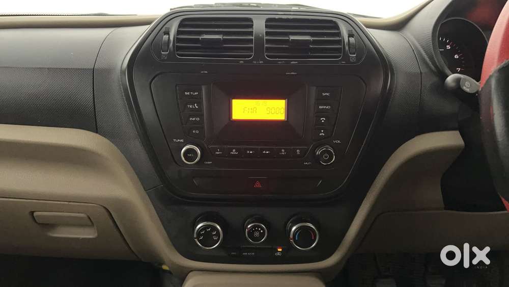 Mahindra Tuv 300 T6 Plus, 2019, Diesel