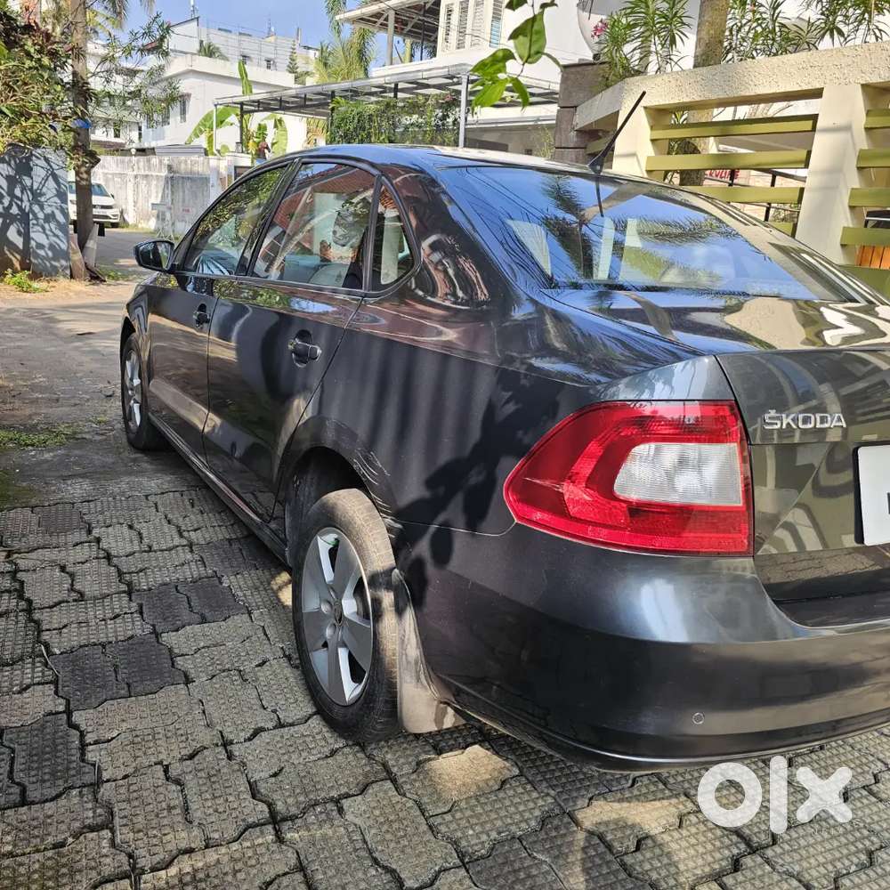 Skoda Rapid 1.5 L Automatic Top End Model