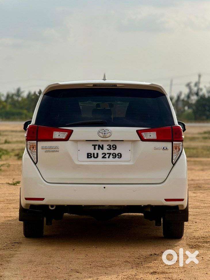 Toyota Innova Crysta 2.4 G Mt, 2016, Diesel
