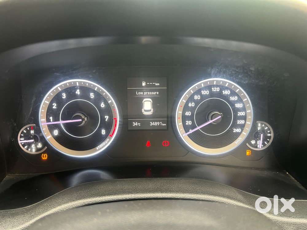 Hyundai Creta 1.5 S Plus Knight Petrol Dual Tone, 2022, Petrol