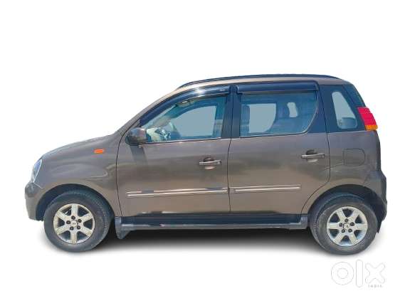 Mahindra Quanto C8, 2013, Diesel