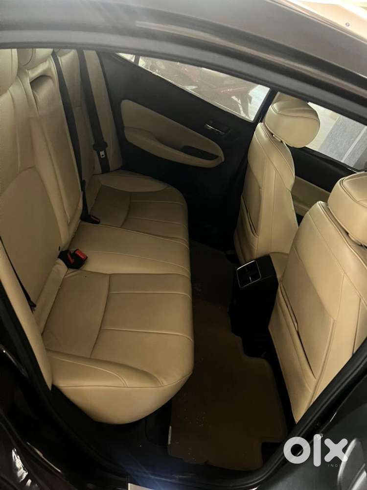 Honda City Zx 2022 Petrol Well Maintained