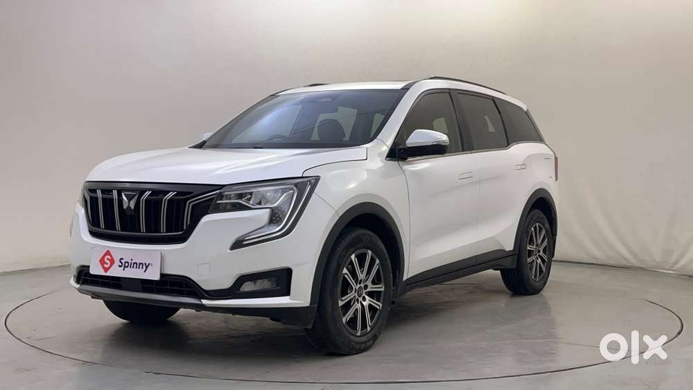 Mahindra Xuv700 2.0 Ax 7 Petrol At Str, 2023, Petrol