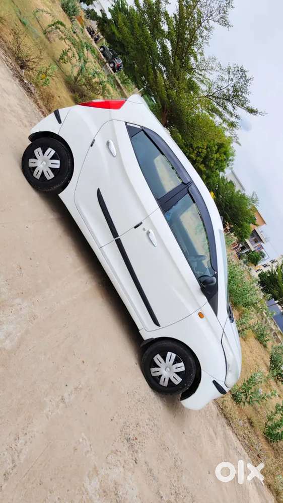 Hyundai Eon 2016 Petrol Well Maintained
