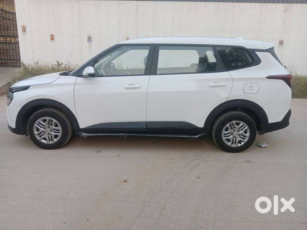 Kia Carens 1.5 Premium 7 Str, 2025, Petrol