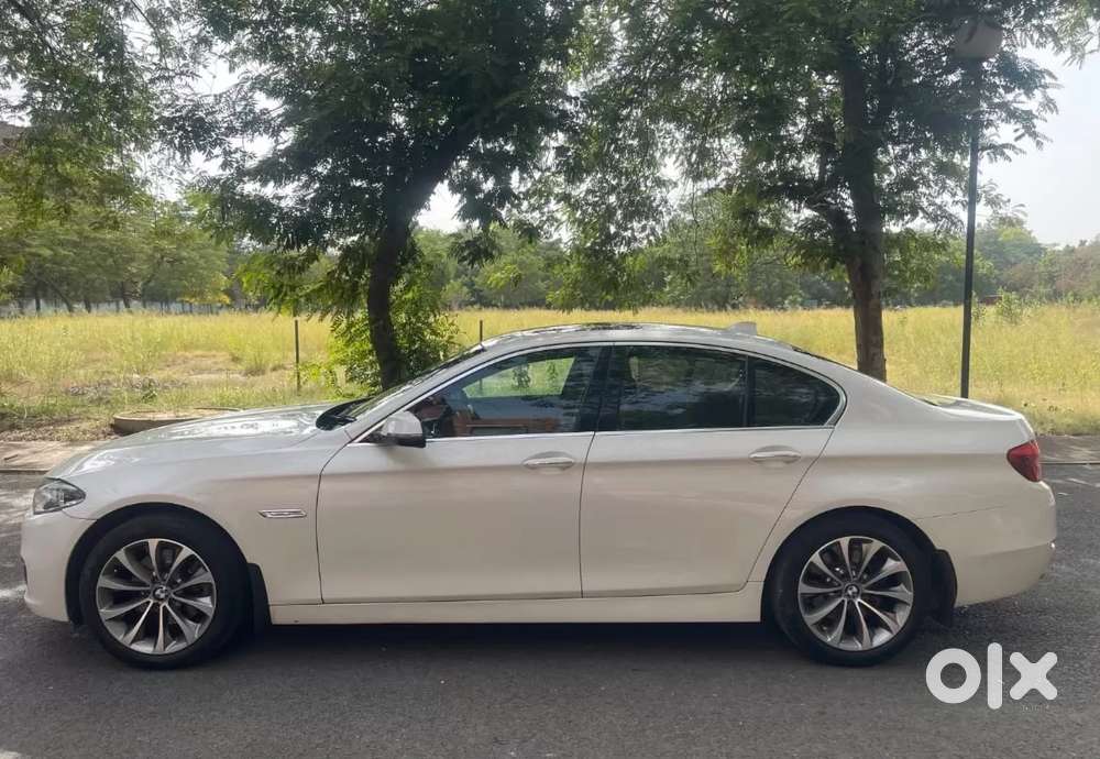 Bmw 5 Series 2.0 520i Luxury Line, 2017, Petrol