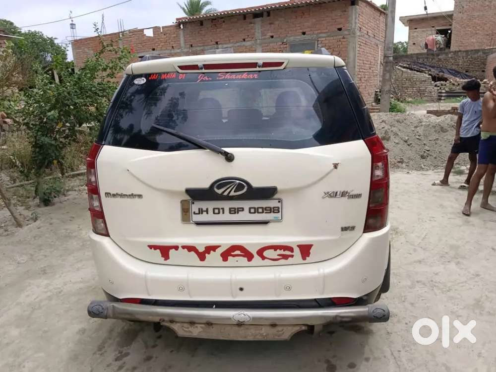 Mahindra Xuv500 2015 Diesel Well Maintained