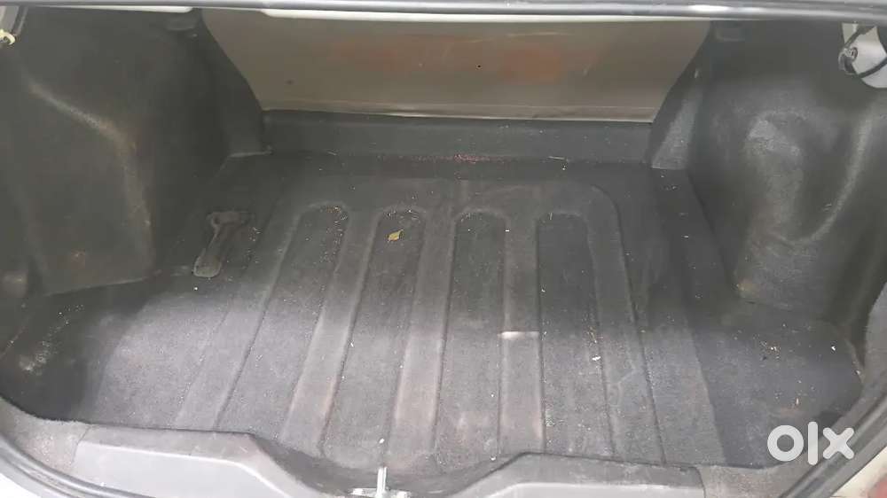 Chevrolet Sail Base 2013