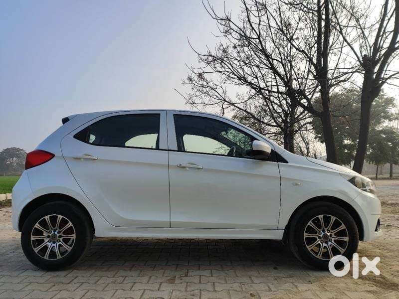 Tata Tiago 1.2 Revotron Xt Option, 2019