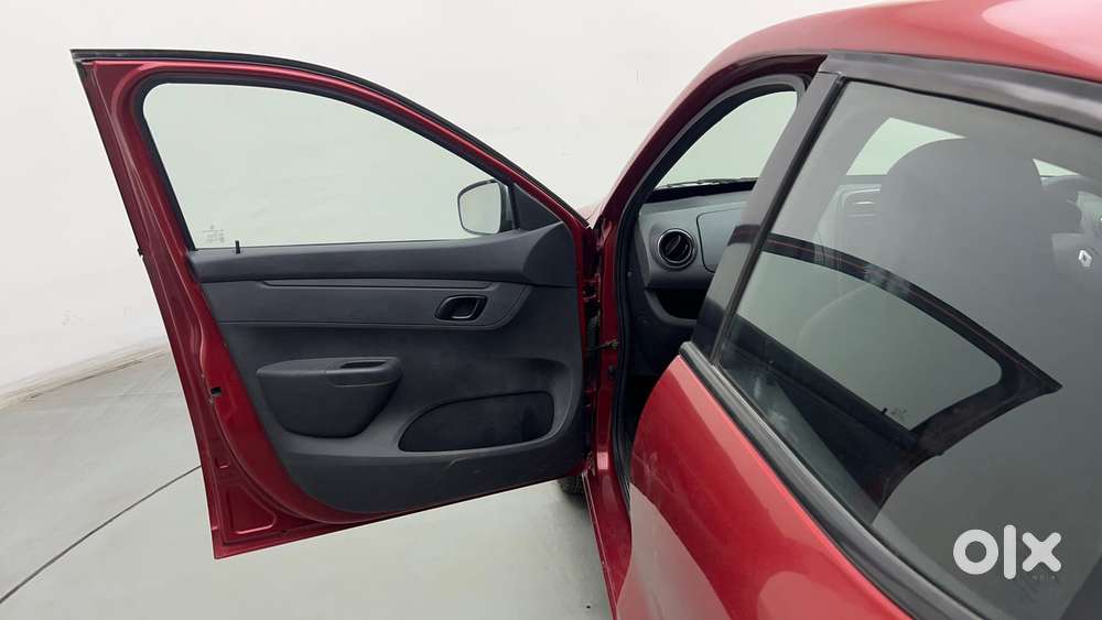 Renault Kwid 2019-ongoing 1.0 Rxt Amt (o), 2016, Petrol