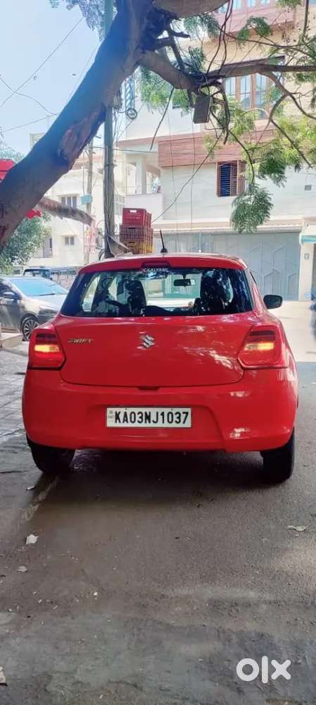 Swift Maruti Suzuki 2021
