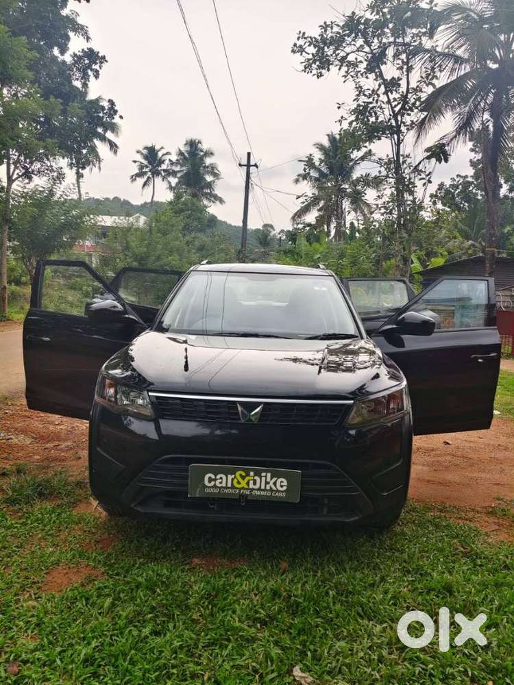 Mahindra Xuv300 W4, 2024, Petrol