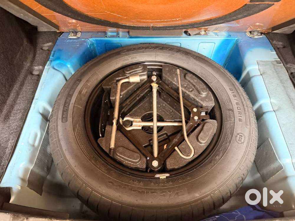 2018 Tata Nexon Xza+ Diesel Amt  1st Owner  40k Km  Dual Tone