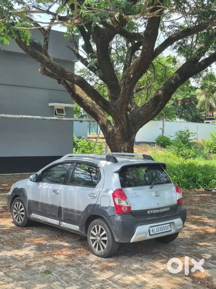 Toyota Etios Cross 2017