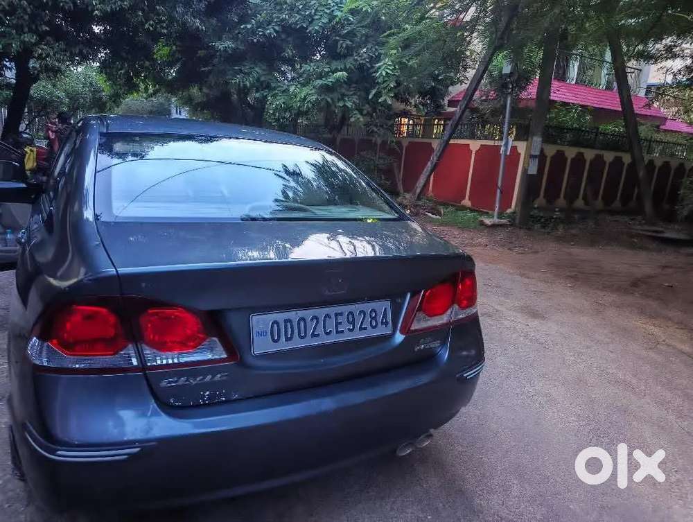 Honda Civic 2010 Petrol In Mint Condition Feature Loaded