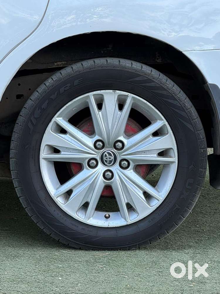 Toyota Innova Crysta 2.8 Zx At, 2016, Diesel