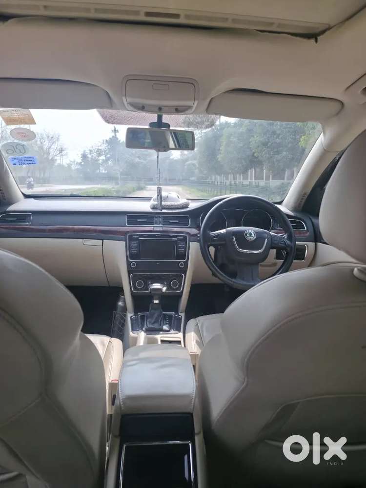 65 Lakh Ki Car Sirf 4 Lakh Mein