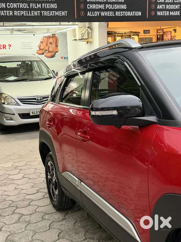 Brezza 2025 Smart Hybrid Petrol 7000 Km Driven Automatic Full Option