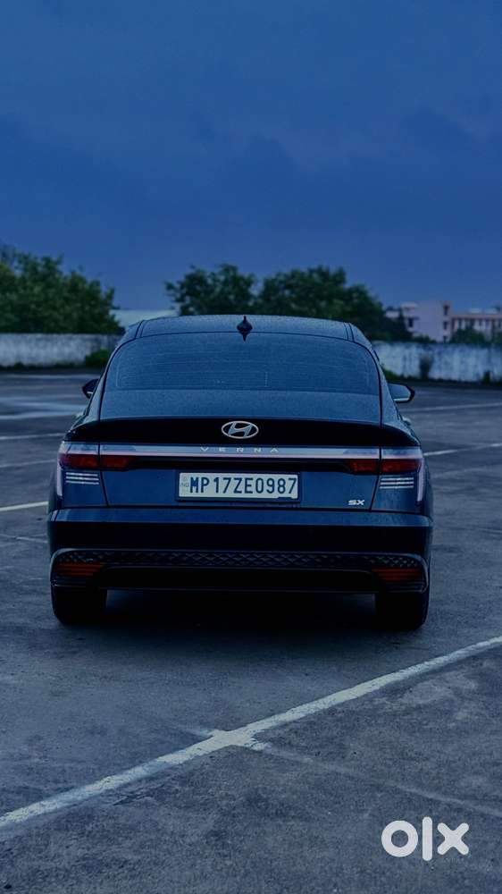 Hyundai Verna 1.5 Sx Petrol Mt, 2023, Petrol