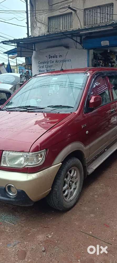 Chevrolet Tavera Lt 9 Seater 2013