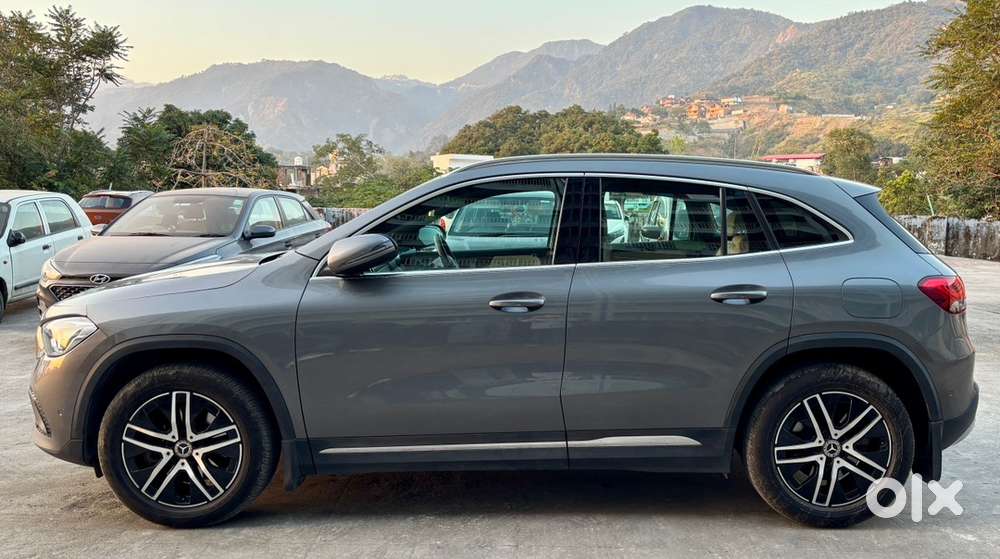 Mercedes Gla 220d In Scratch Less Brand New Condition