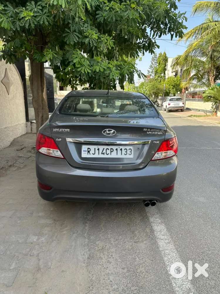 Hyundai Verna Fluidic 2012