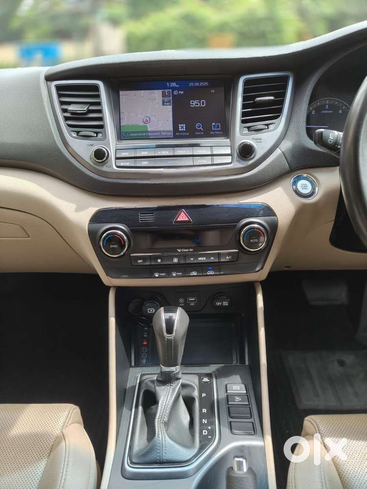 Hyundai Tucson 2.0 GL 2WD Diesel AT, 2019, Diesel