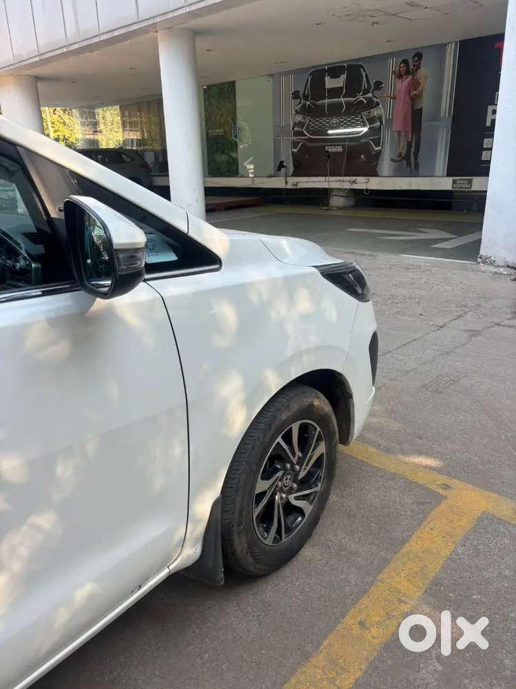 Toyota Innova Crysta