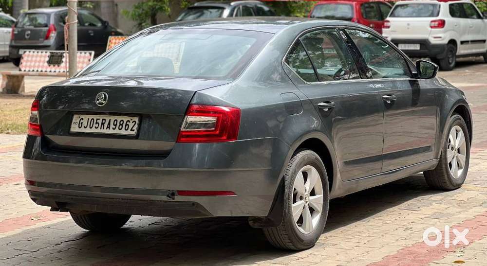 Skoda Octavia [2014-2017] 2.0 Style Tdi At, 2017, Diesel