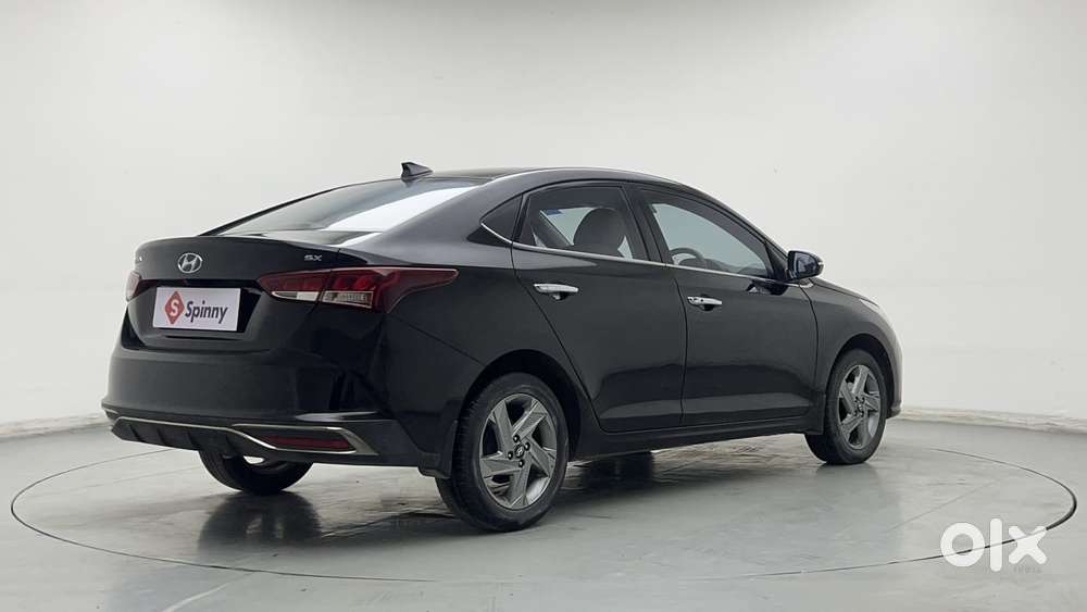 Hyundai Verna 1.5 Sx Vtvt Ivt, 2021, Petrol
