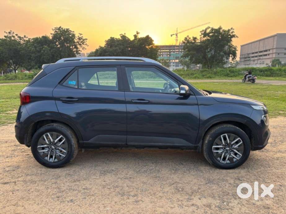 Hyundai Venue Sx Opt Turbo, 2022, Petrol