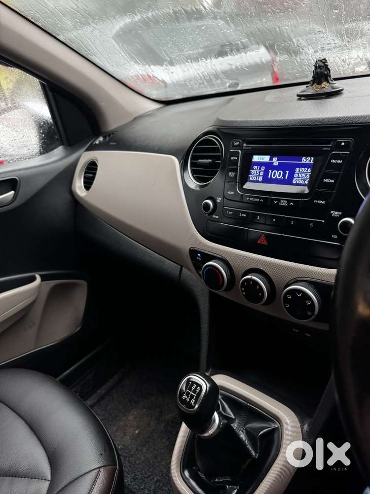 Hyundai Grand I10 Asta Option, 2015, Petrol