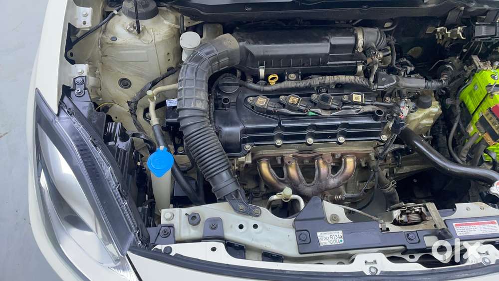 Maruti Suzuki Dzire 1.2 Zxi Plus Amt, 2019, Petrol