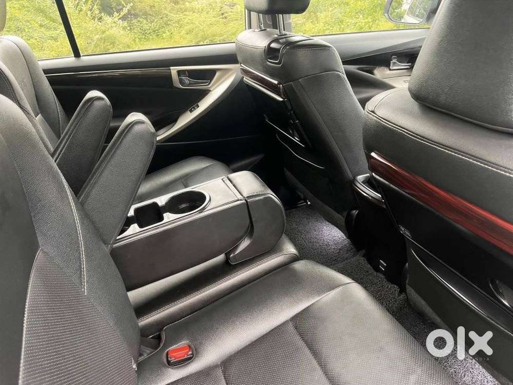 Toyota Innova Crysta Zx 2.4 Diesel 7 Seater, 2023, Diesel