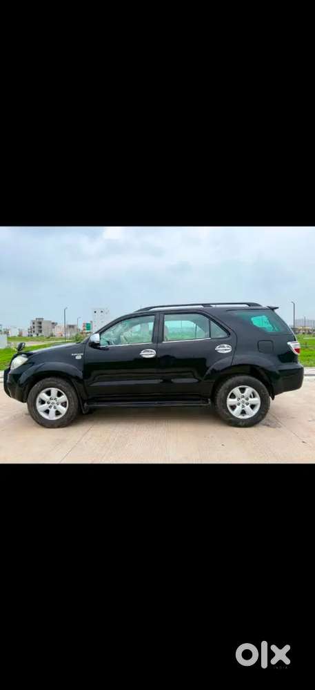 Toyota Fortuner Legender 2010