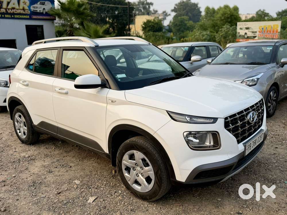 Hyundai Venue S 1.2 Petrol, 2021, Petrol