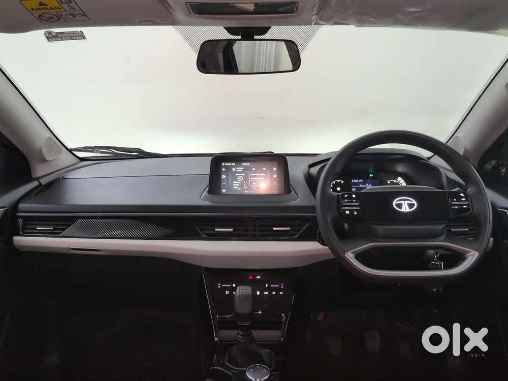 Tata Curvv S 1.2 Revotron Petrol 6mt, 2025, Petrol