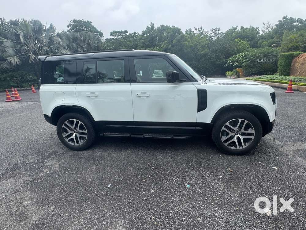 Land Rover Defender 2025 Automatic