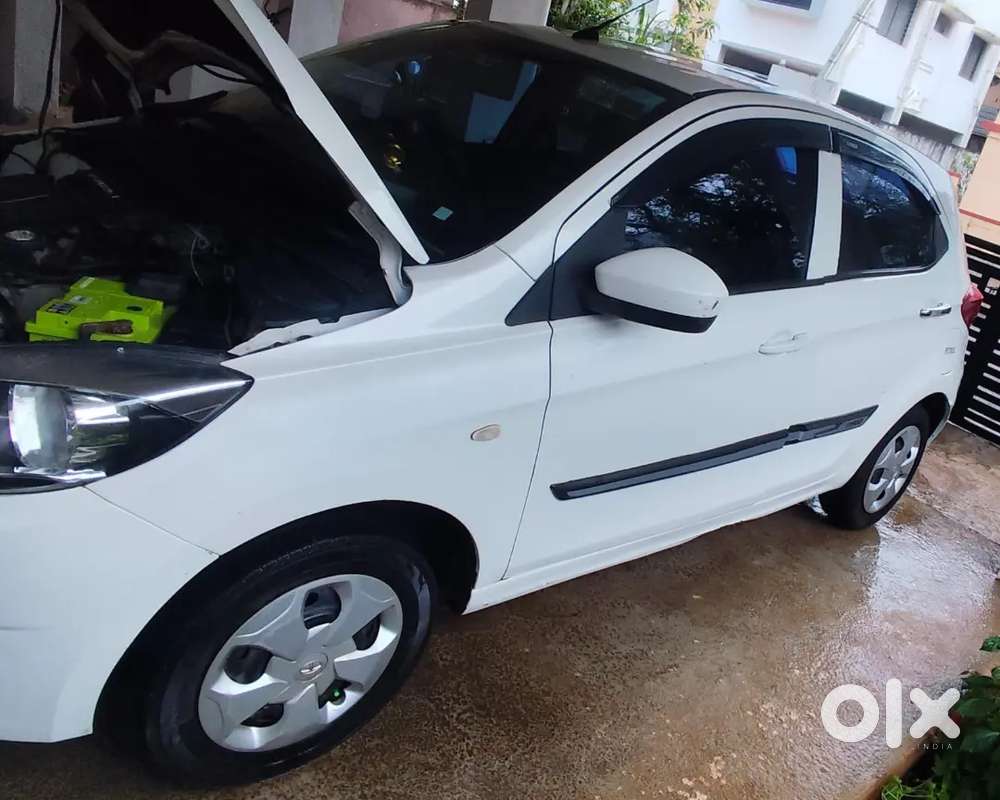 Tata Tiago Xt Petrol 2017 Variant
