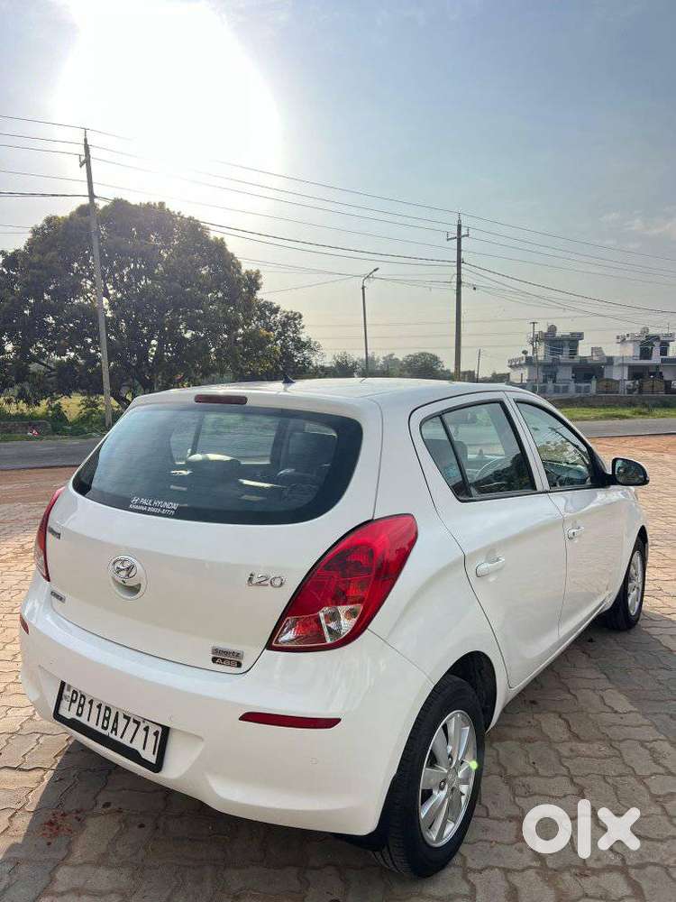 Hyundai I20 Sportz 1.2 Bs-iv, 2012, Diesel