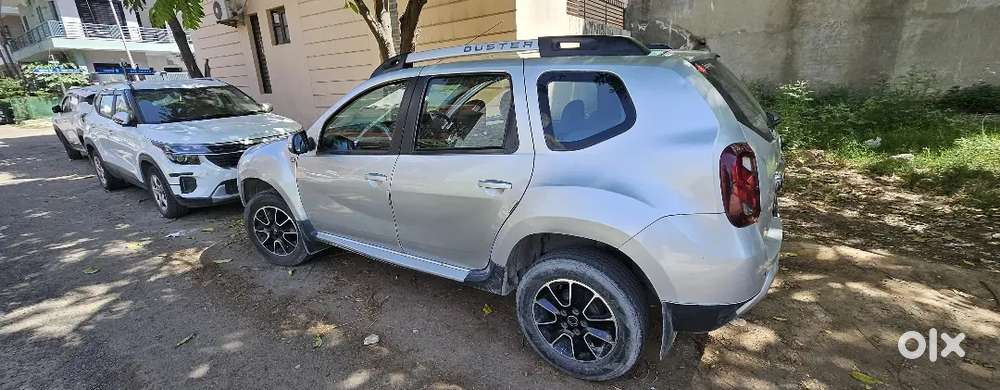 Renault Duster 2016 Model Month 12 Automatic Rxz Price 295
