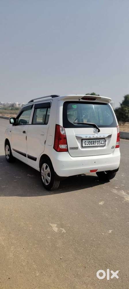 Maruti Suzuki Wagon R Amt Vxi Option, 2018, Cng & Hybrids
