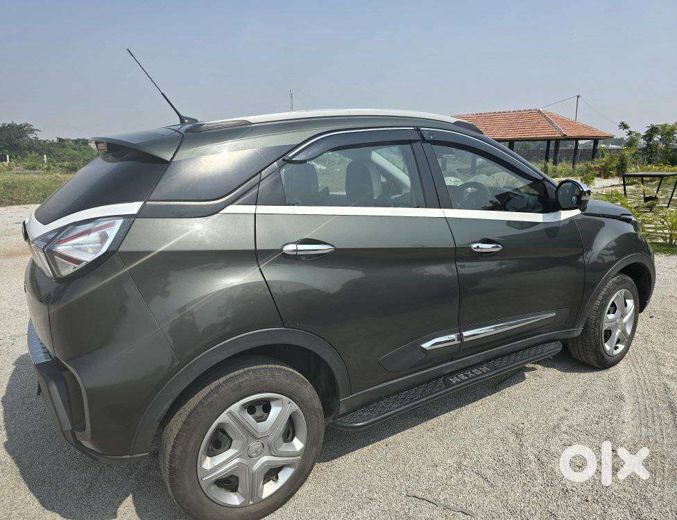 Tata Nexon 1.2 Revotron Xm (s), 2022, Petrol