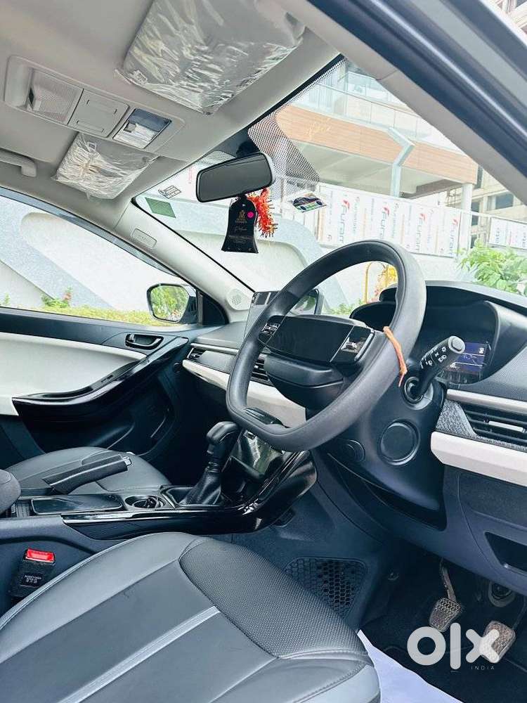 Tata Nexon, 2025, Cng & Hybrids