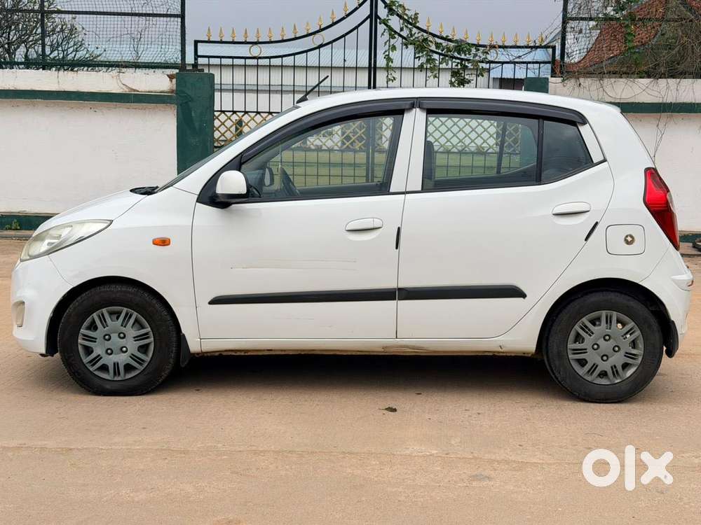 Hyundai I10 Sportz 1.1 Lpg, 2016, Petrol