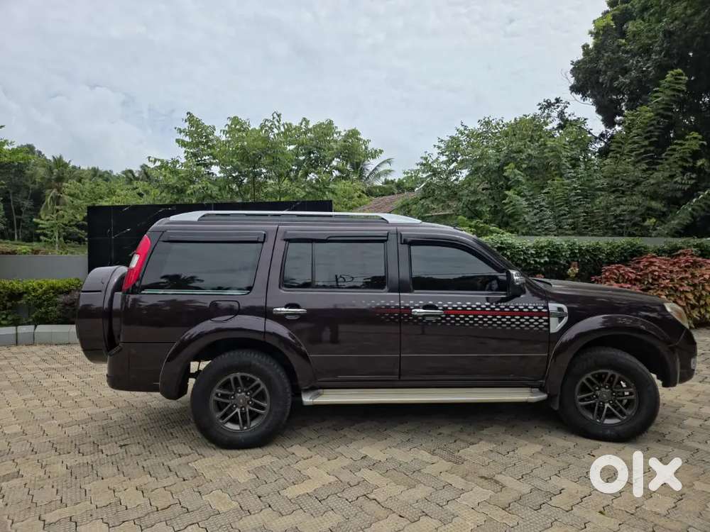 Ford Endeavour Diesel 2011
