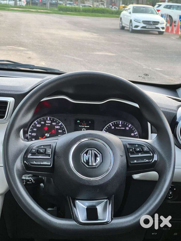 Mg Astor Shine 1.5 Mt (ivory), 2025, Petrol